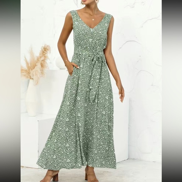 Retro Boho Floral Art Print V-Neck Sleeveless Maxi Dress